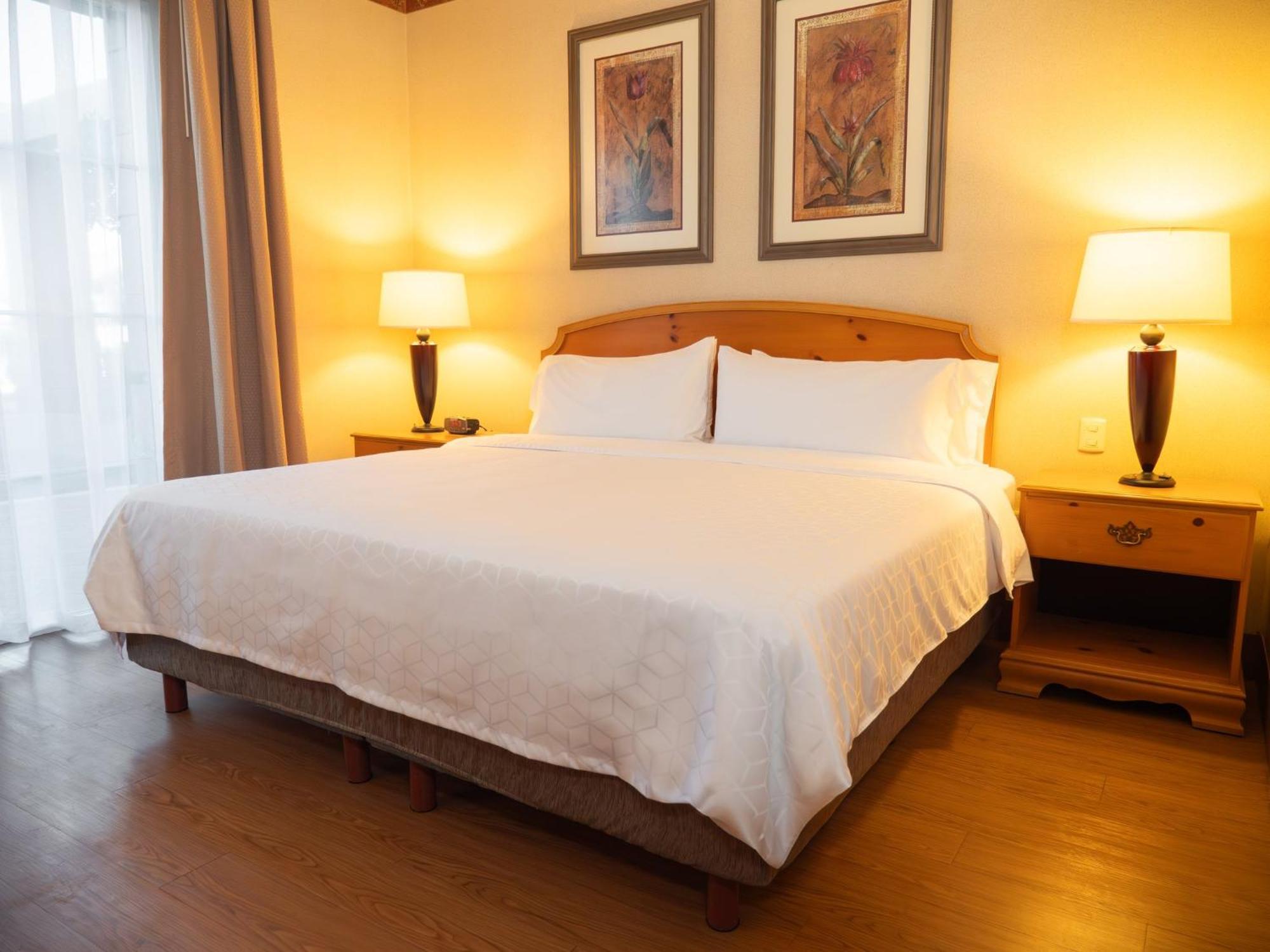 Holiday Inn Express Silao-Aeropuerto Bajio By Ihg Bagian luar foto