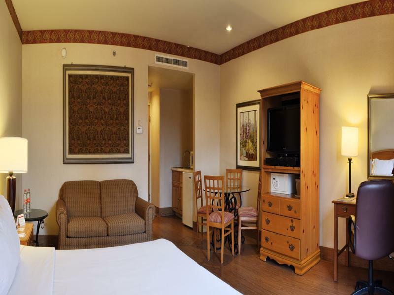Holiday Inn Express Silao-Aeropuerto Bajio By Ihg Bagian luar foto